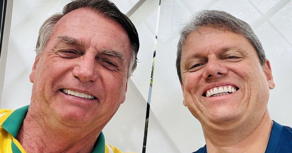O-ex-presidente-Jair-Bolsonaro-e-o-governador-de-Sao-Paulo-Tarcisio-de-Freitas-e1743951123774