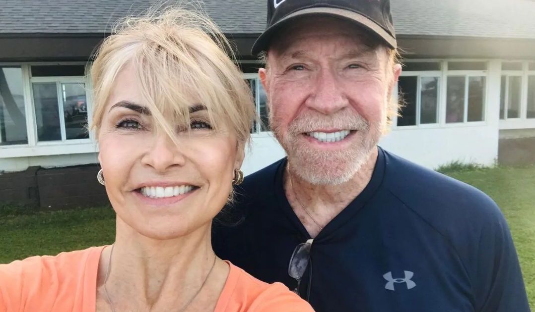 gena-chuck-norris