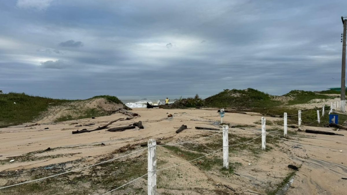 ressaca-barra-do-sul-5-1200x675-2