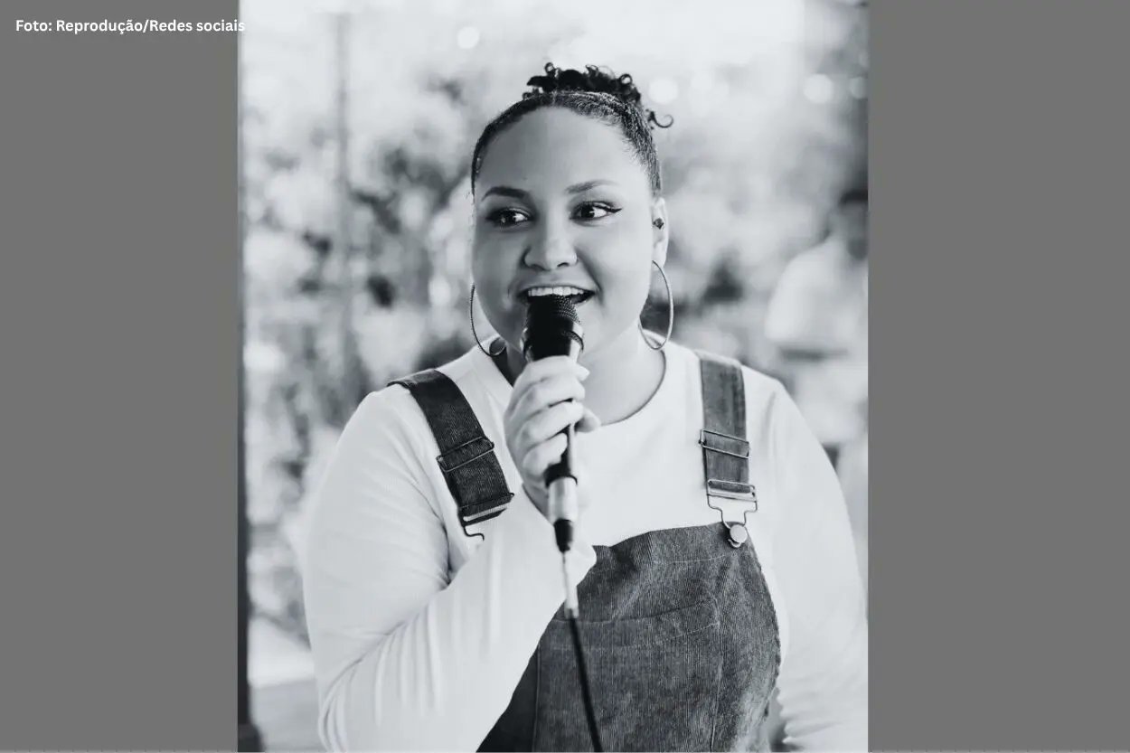 Tragédia em Minas Gerais: cantora gospel Carolina Beatriz falece aos 21 anos após acidente em parque de diversões